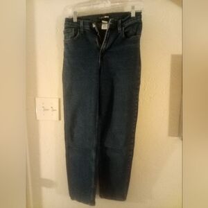 Fashion Nova BLUE DENIUM PANTS  size 3(w25) Jeans, STRAIGHT LEG, COMFORTABLE